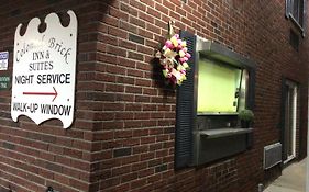 Colonial Brick Inn & Suites