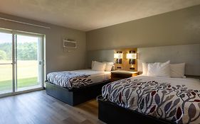 Colonial Brick Inn & Suites